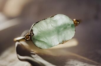 5 Statement Jewelry Pieces to Instantly Elevate Your Outfit