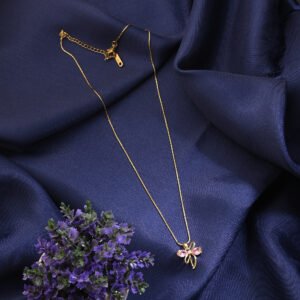 The glamorous Anti Tarnish bow cubic zirconia Pendent with chain